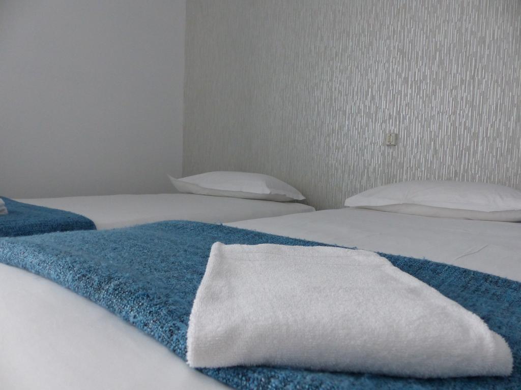 Hotel La Belle Etoile Saint-Nazaire  Esterno foto
