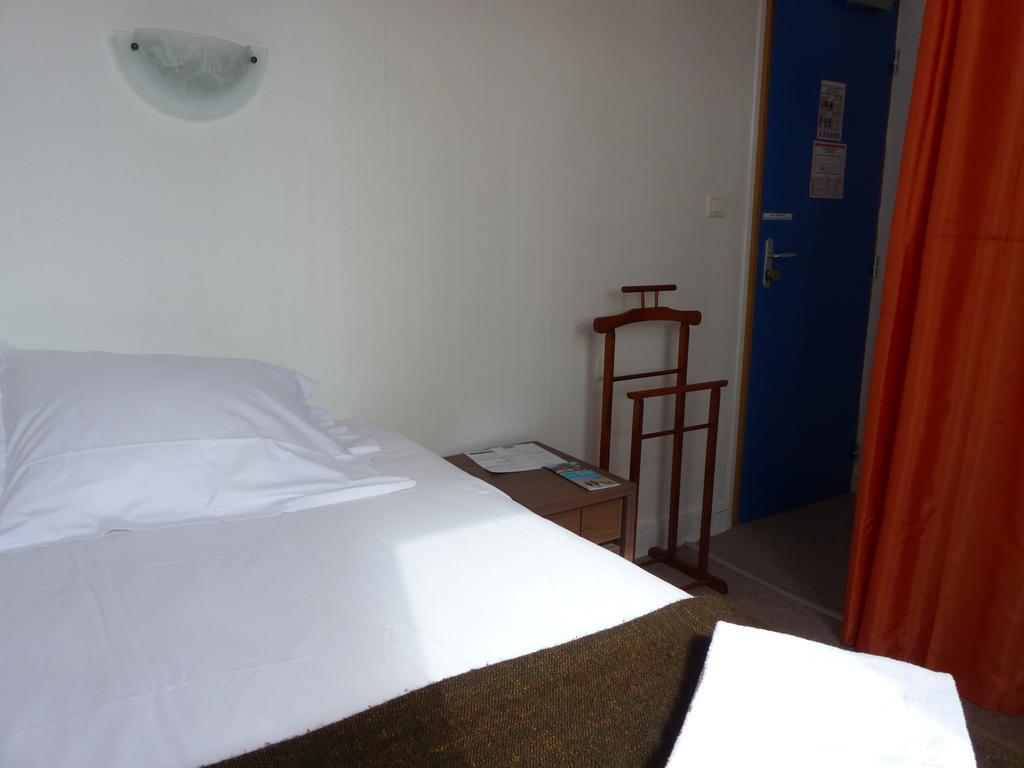 Hotel La Belle Etoile Saint-Nazaire  Esterno foto