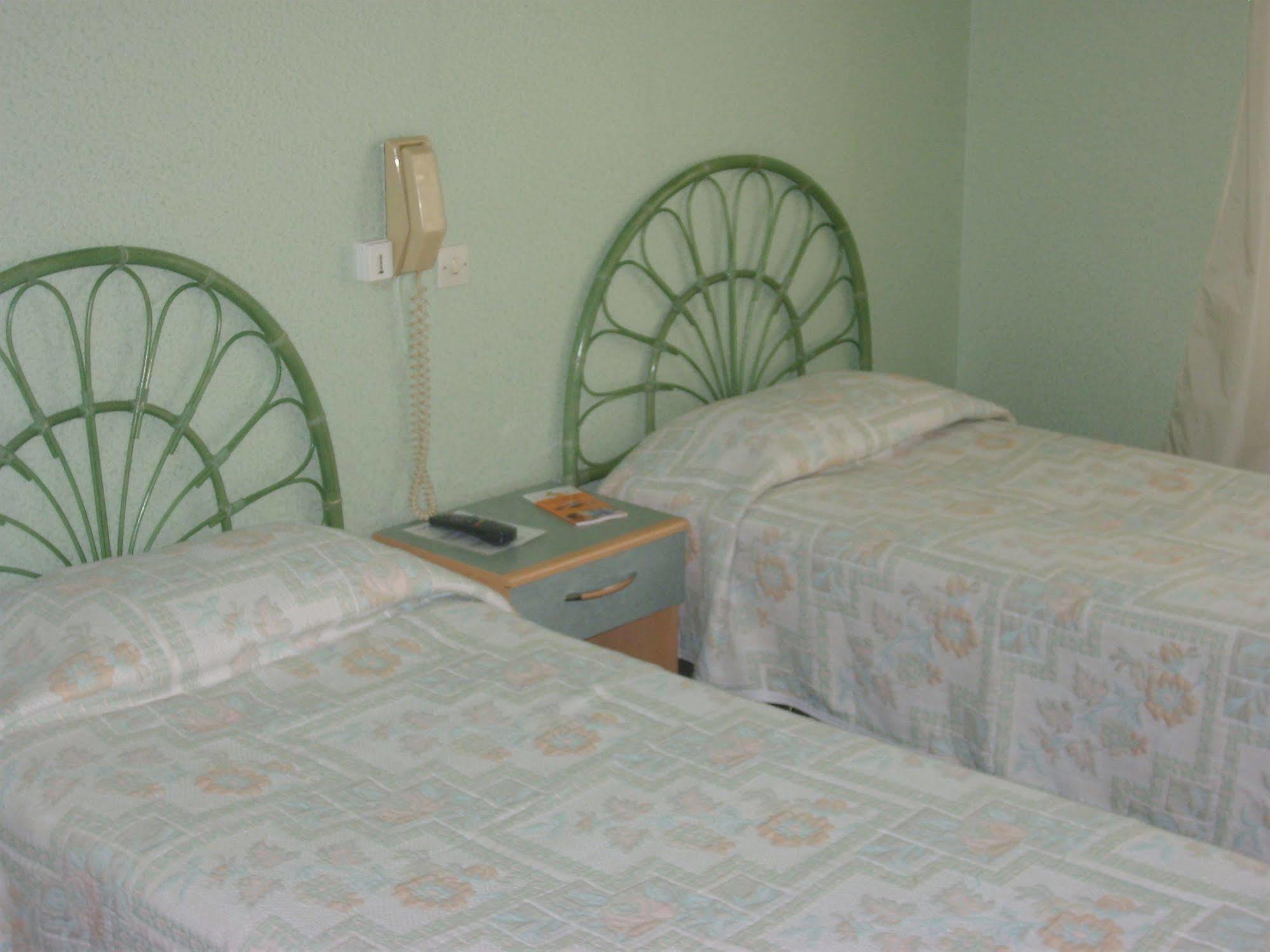 Hotel La Belle Etoile Saint-Nazaire  Esterno foto